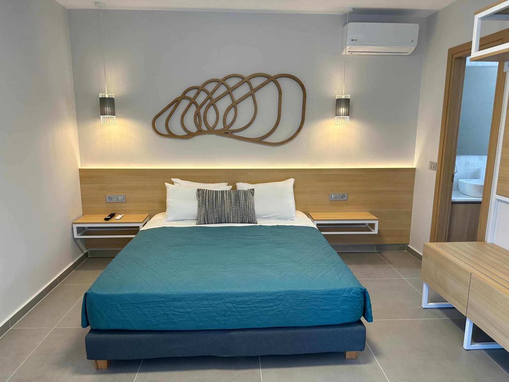 Evdokia Suites Goúvai Ngoại thất bức ảnh
